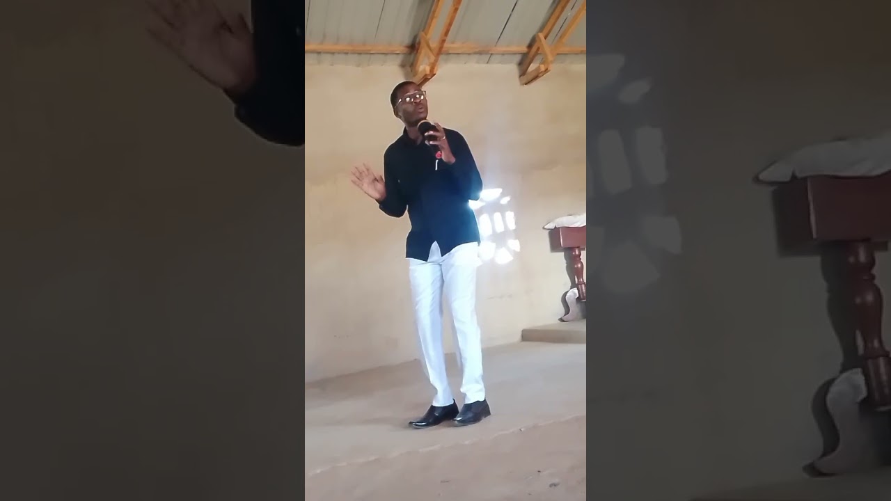 Baraka zinatoka kwa Mungu na miujiza, mtafute mwenye kutoa Baraka na miujiza nawe utapata.