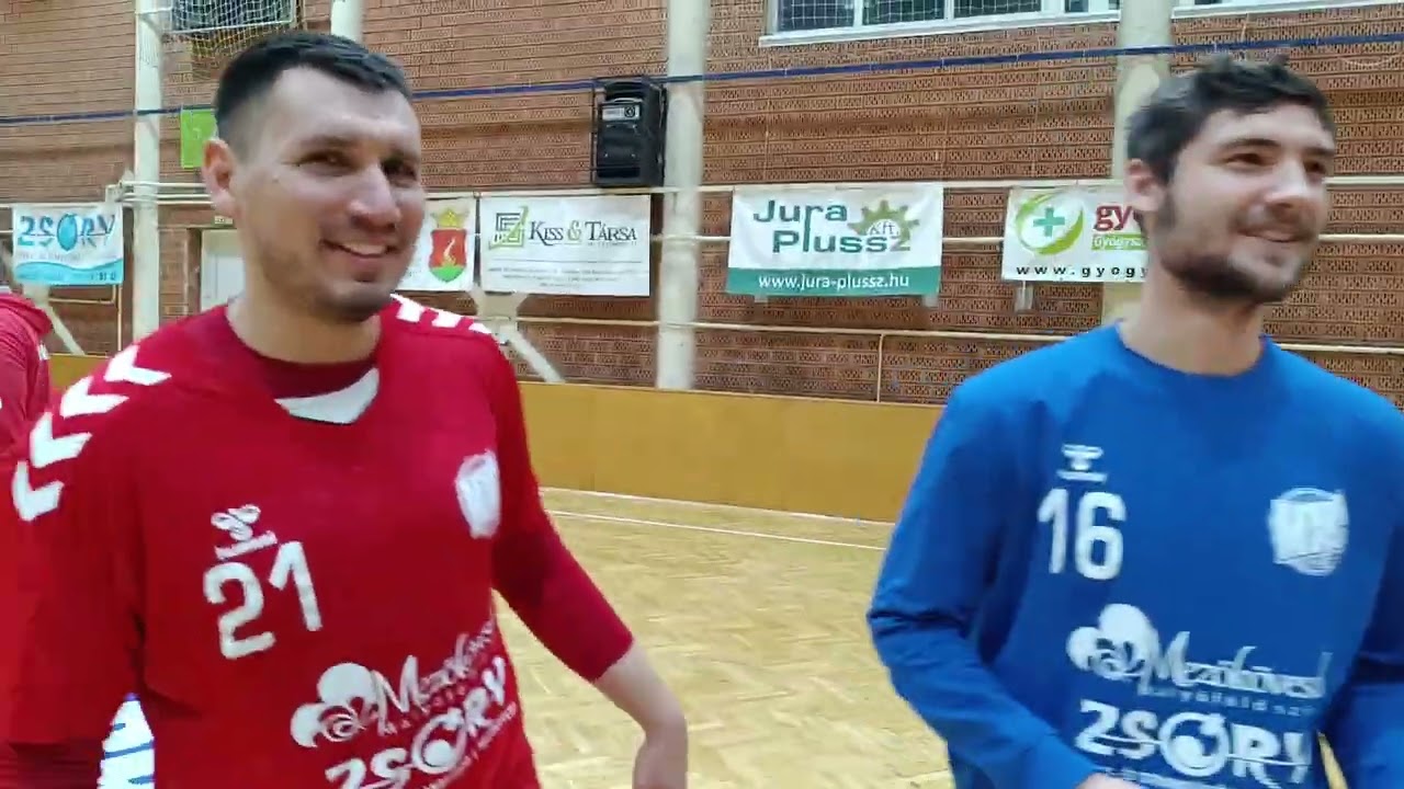 Ünneplés a Budai Farkasok elleni győzelem után.