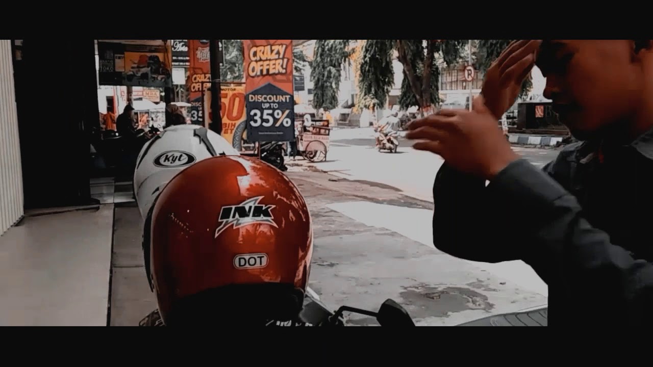 Toko jam alba menjual berbagai macam jam tangan original 100% diskon mulai 10-15%