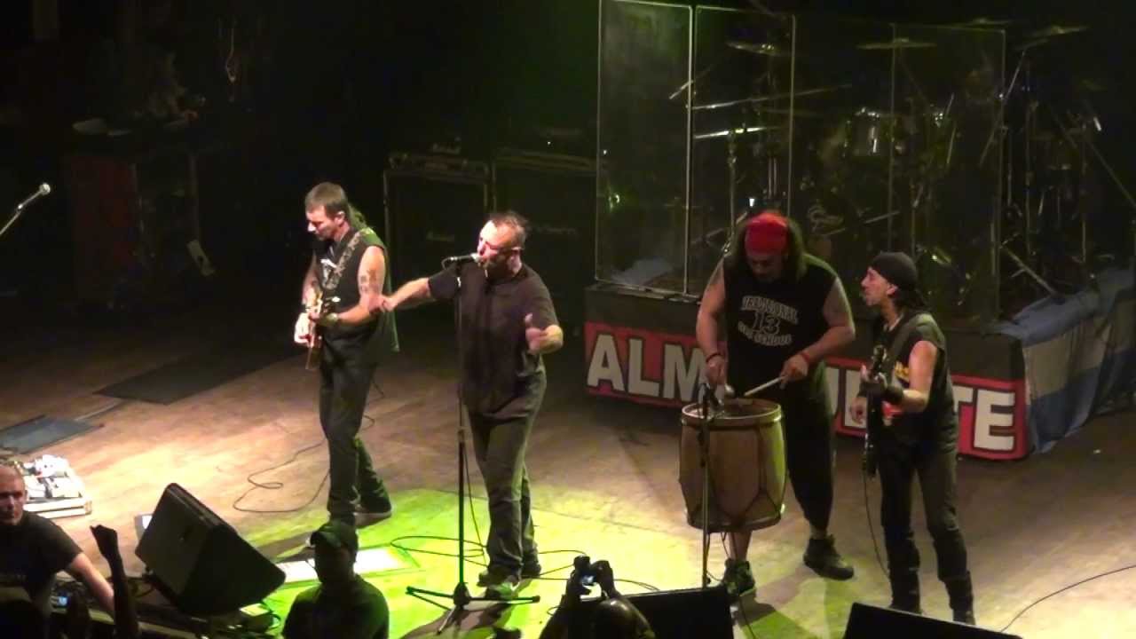 Almafuerte - Moraleja - El Teatro Flores (25-2-2012) HD