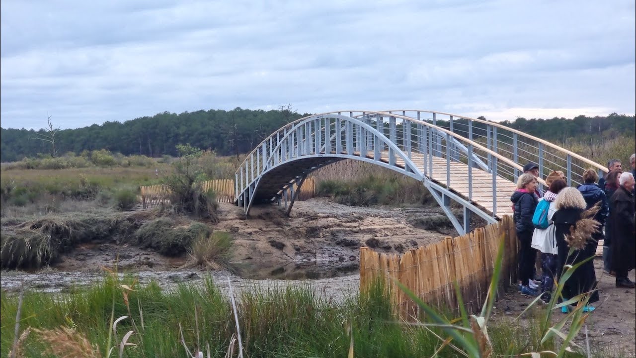Dans les prés-salés d'Arès-Lège... une passerelle enfin !