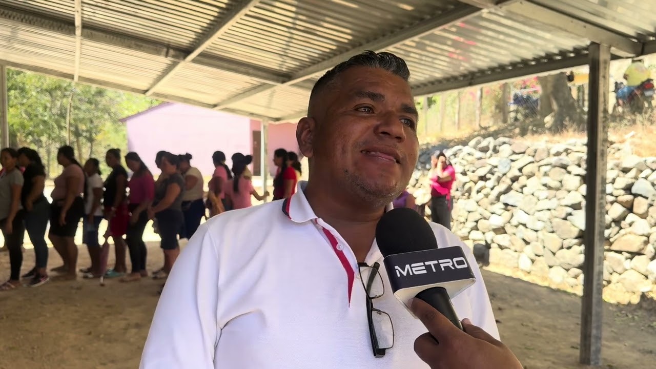 Profesor Gerson Maradiaga acepta ser reubicado de escuela de las Casitas El triunfo 