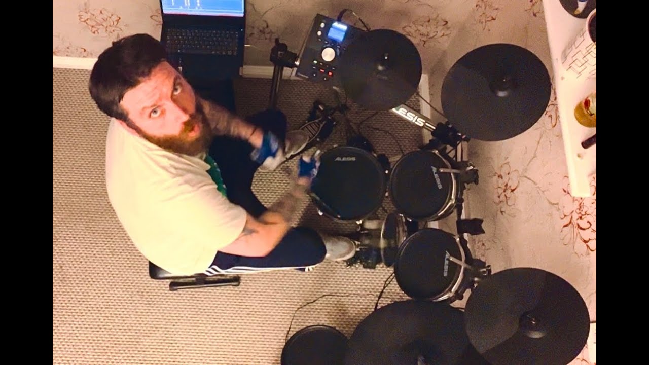 Cypress Hill vs Beastie Boys vs DJ Shadow Drum Cover w/ Scratching