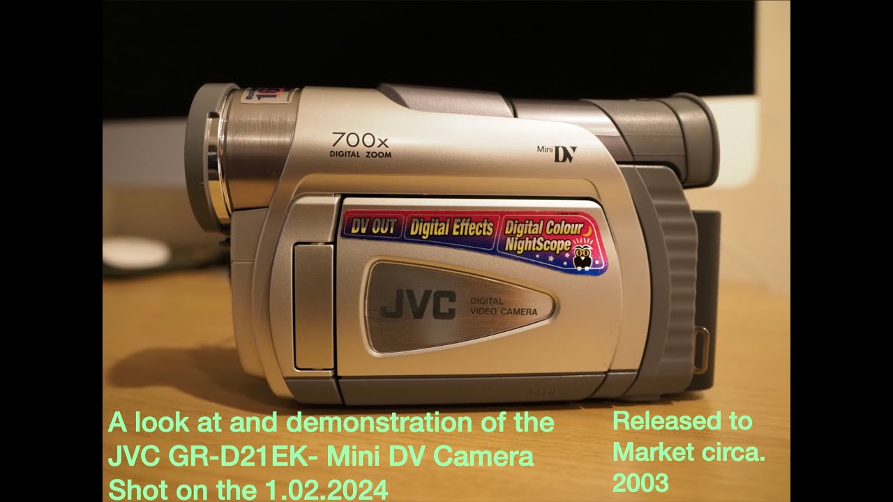 JVC GR-D21EK.  Mini DV Camera