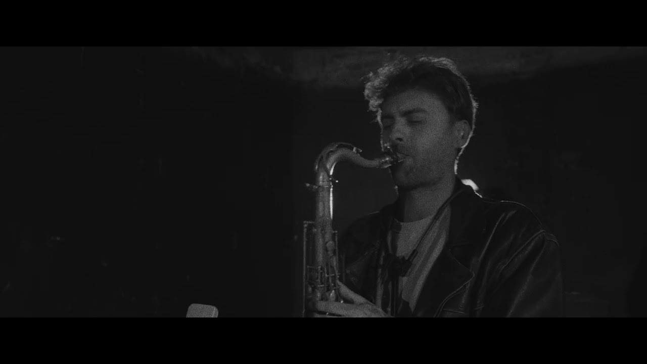 Hatti Vatti - Ueno (R&S Records)