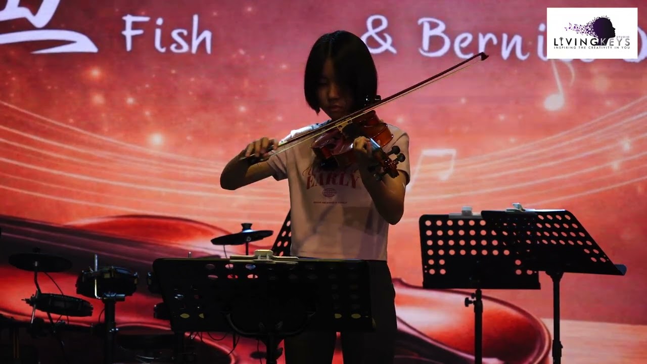 Big Fish performed by Cai Ling & Bernice 大鱼