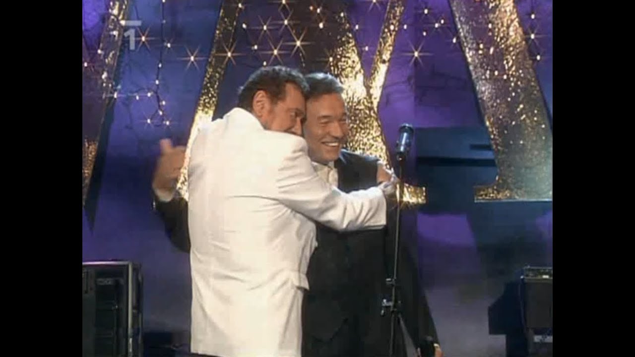 Karel Gott - Když jsem já byl tenkrát kluk (live) & Medley with Waldemar Matuška (2002)