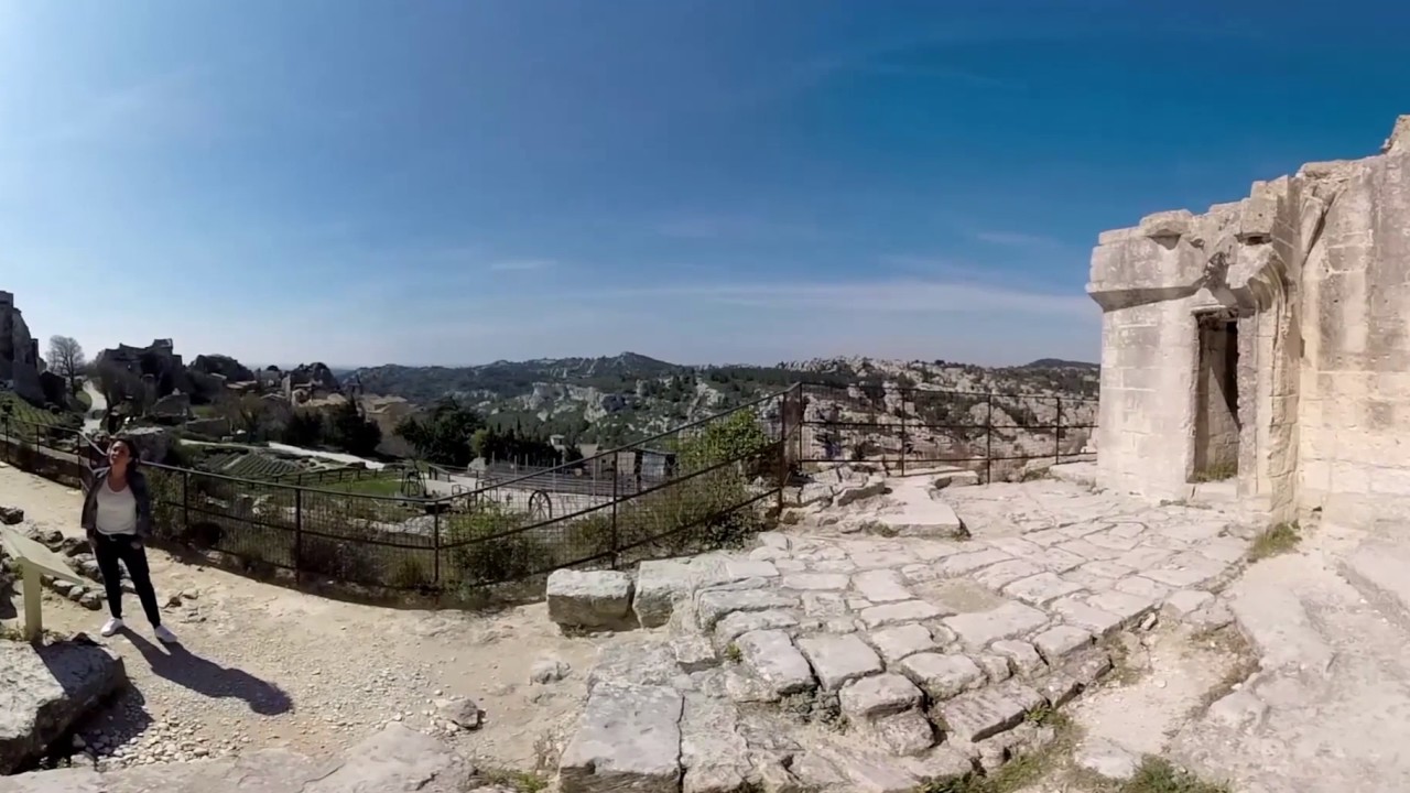 DECOUVREZ LES BAUX-DE-PROVENCE EN 360