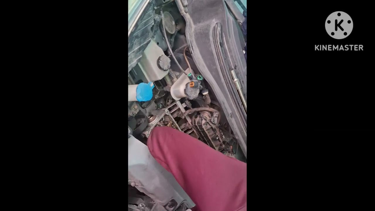 Eon Engine Me Smoke Problem | Oil Level Kam Hone Ka Karan