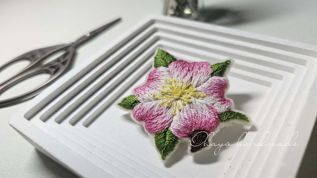 How to make an embroidered brooch│Hand embroidery│ DIY brooch tutorial│Step by step