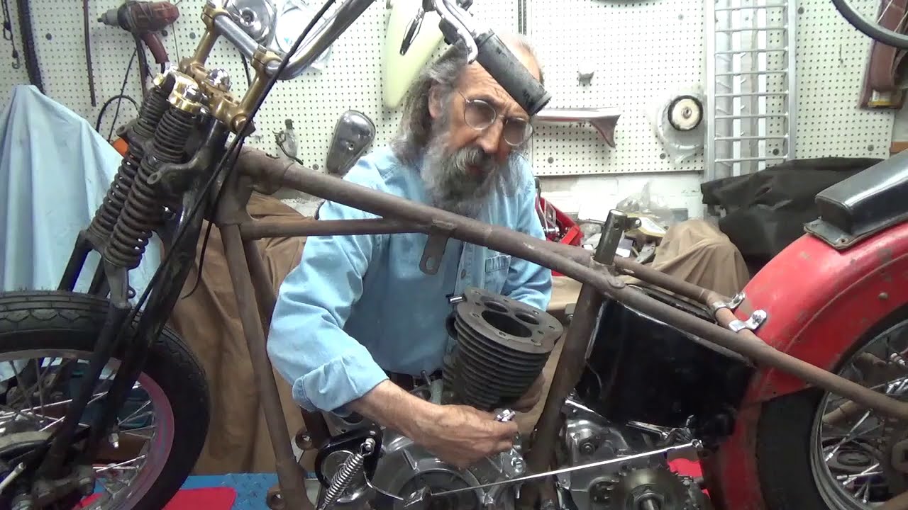Installing the Engine in the Big Flathead, Harley Davidson Project Bike