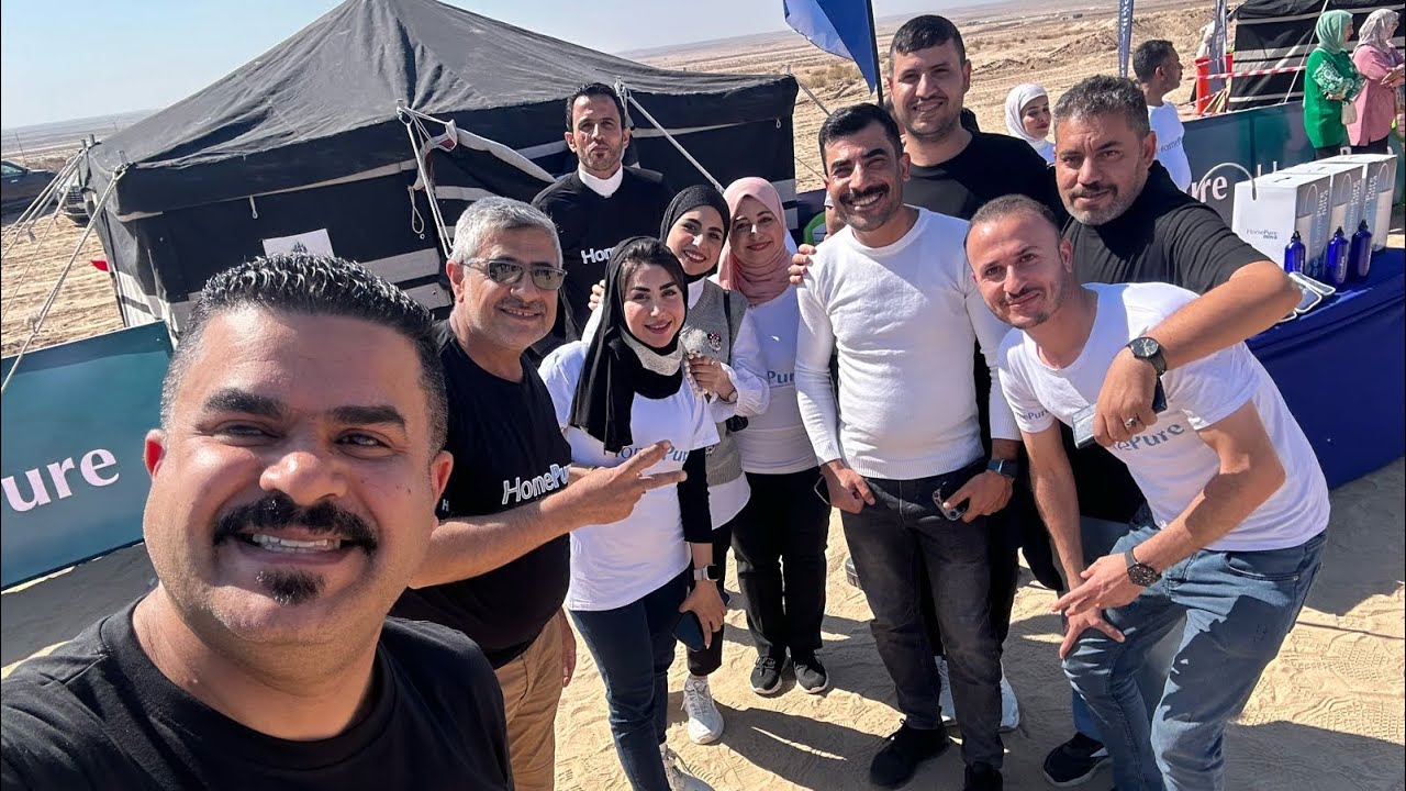 الاستاذ والابلاين علي بريسم من مطار مسقط مع كلام وادوات للنتورك #qnet #الفرسان