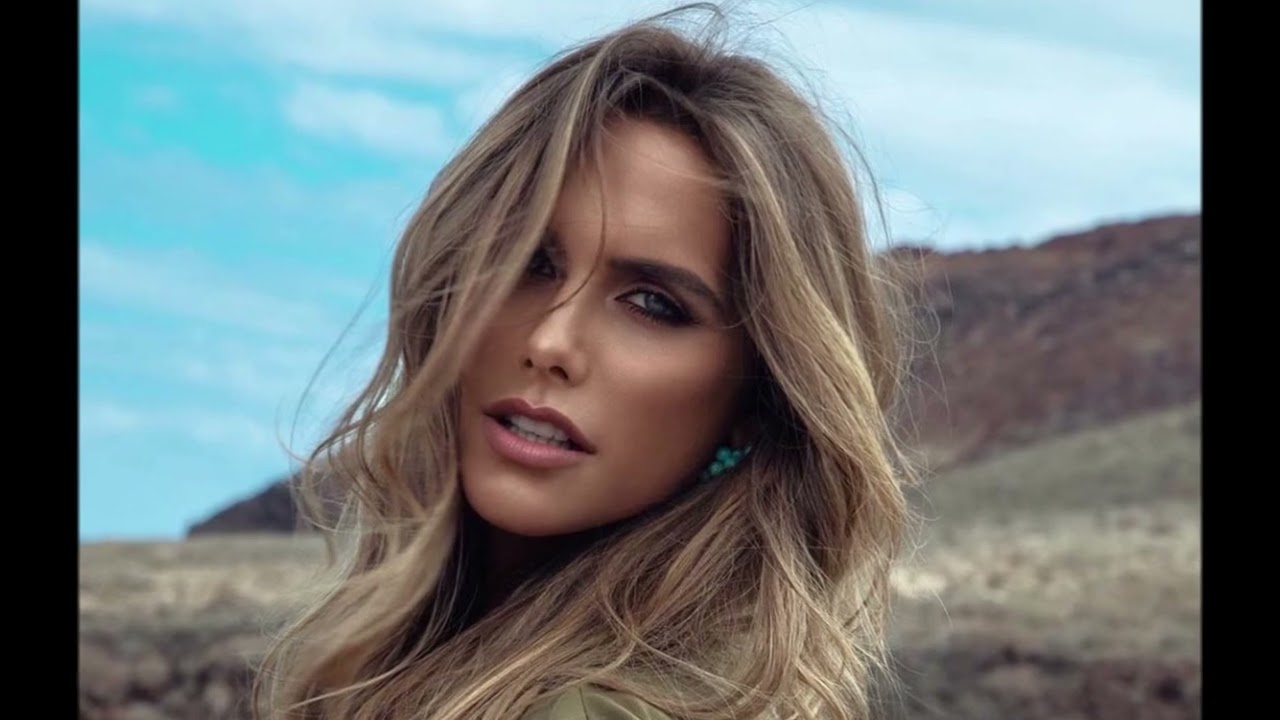 Angela Ponce