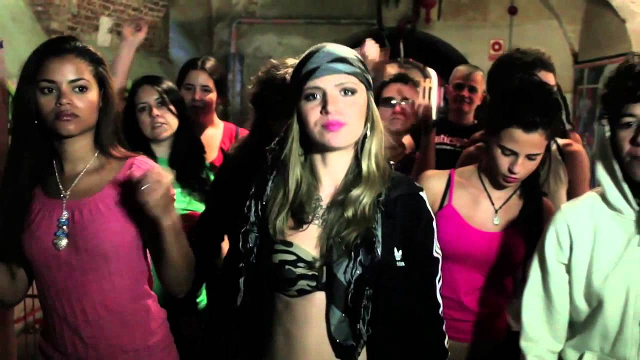 Garzía - Somos Guerreras [HD]