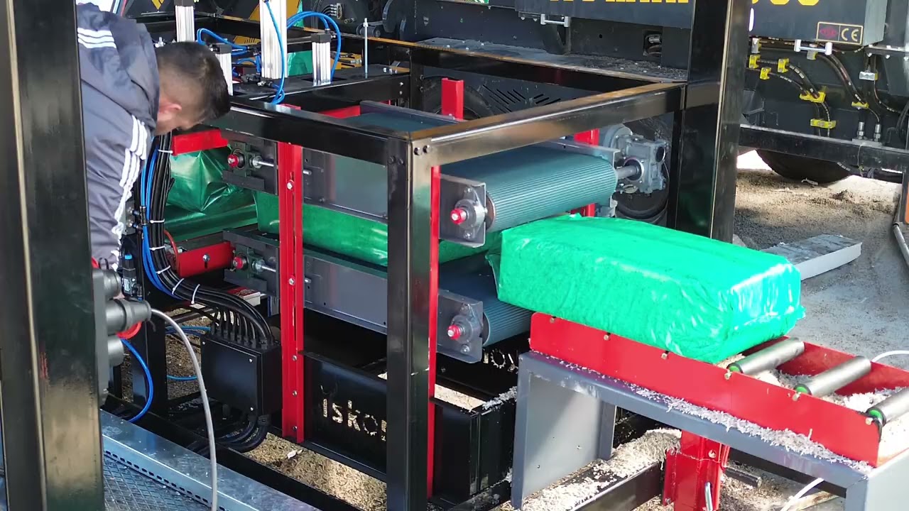 İSKOM İ.K FULL AUTOMATIC (silage packing machine)