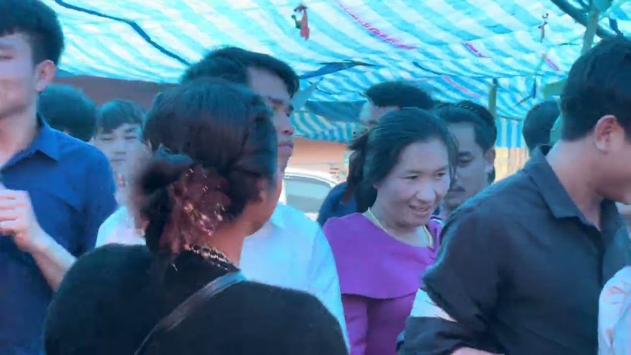 แอวลั้นปัด ยาวๆกันไป