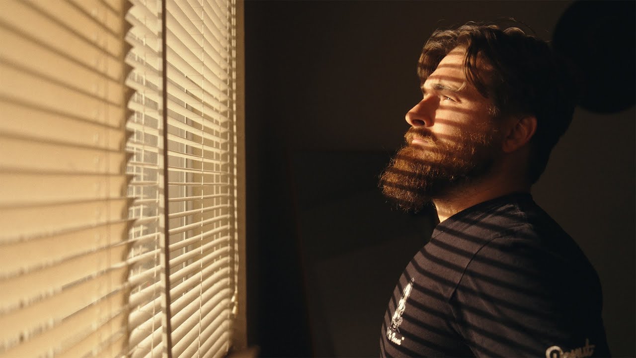 How to Recreate Golden Hour and Natural Lighting Indoors | Lighting Breakdown