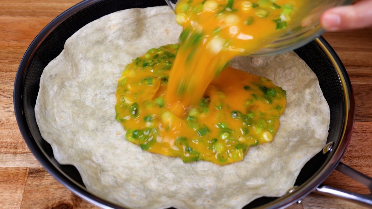 Pour eggs on the tortilla and you'll be surprised at the result! Simple & delicious