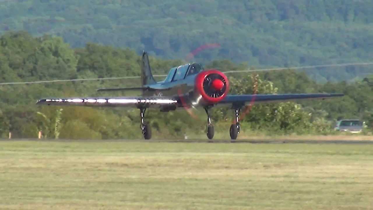 Yak-52 with Low Pass - Front Royal Va. 9/14/13 at 1742