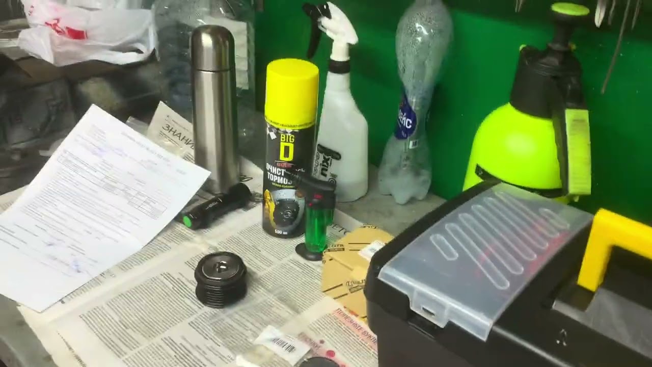 Тойота Камри 50 2.5 признаки не исправной обгонной муфты генератора.