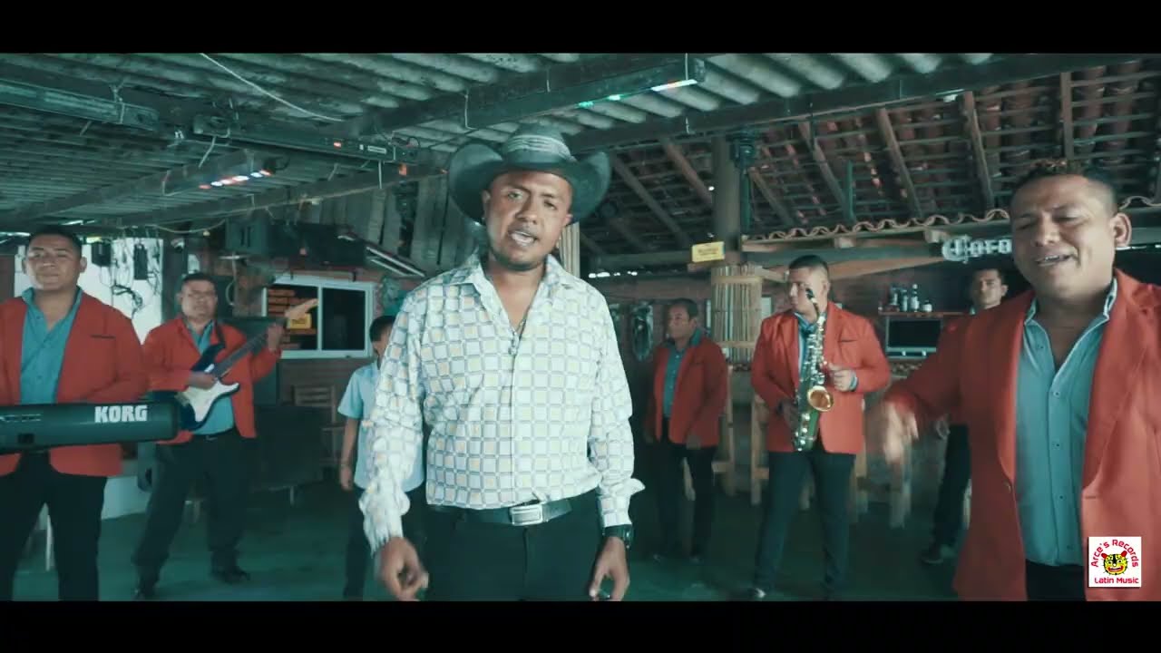 Esteban Salome Y Su Fiesta Latina Ft. Chuy Diaz - Jesus Mendoza (Videoclip Oficial)