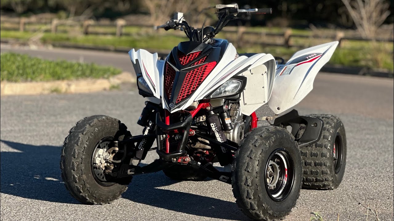 Review & Test Ride Of The  Raptor 700 R , wheeling & tour with the cross .