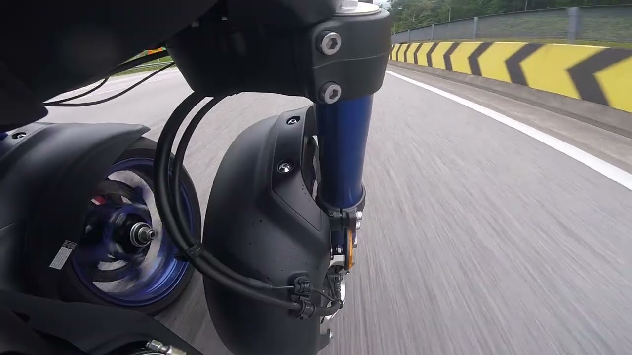 Part 2. Karak Highway blast on the Yamaha Niken #yamahaniken #karakhighway #threewheeler