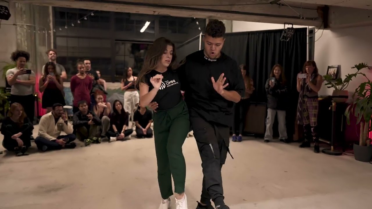 Brazilian Zouk with Leandro & Nayara | Sarrada | The Omni Movement