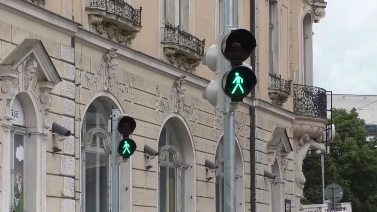 F&uuml;gnerova ulice v Liberci m&aacute; nov&eacute; semafory