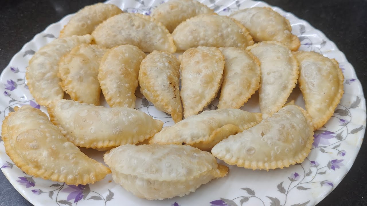 होली स्पेशल गुजिया रेसिपी ना पटेगी और नाही जल्दी खराब होगी अगर आप इस तरीके से बनाएंगे gujiya recipe 