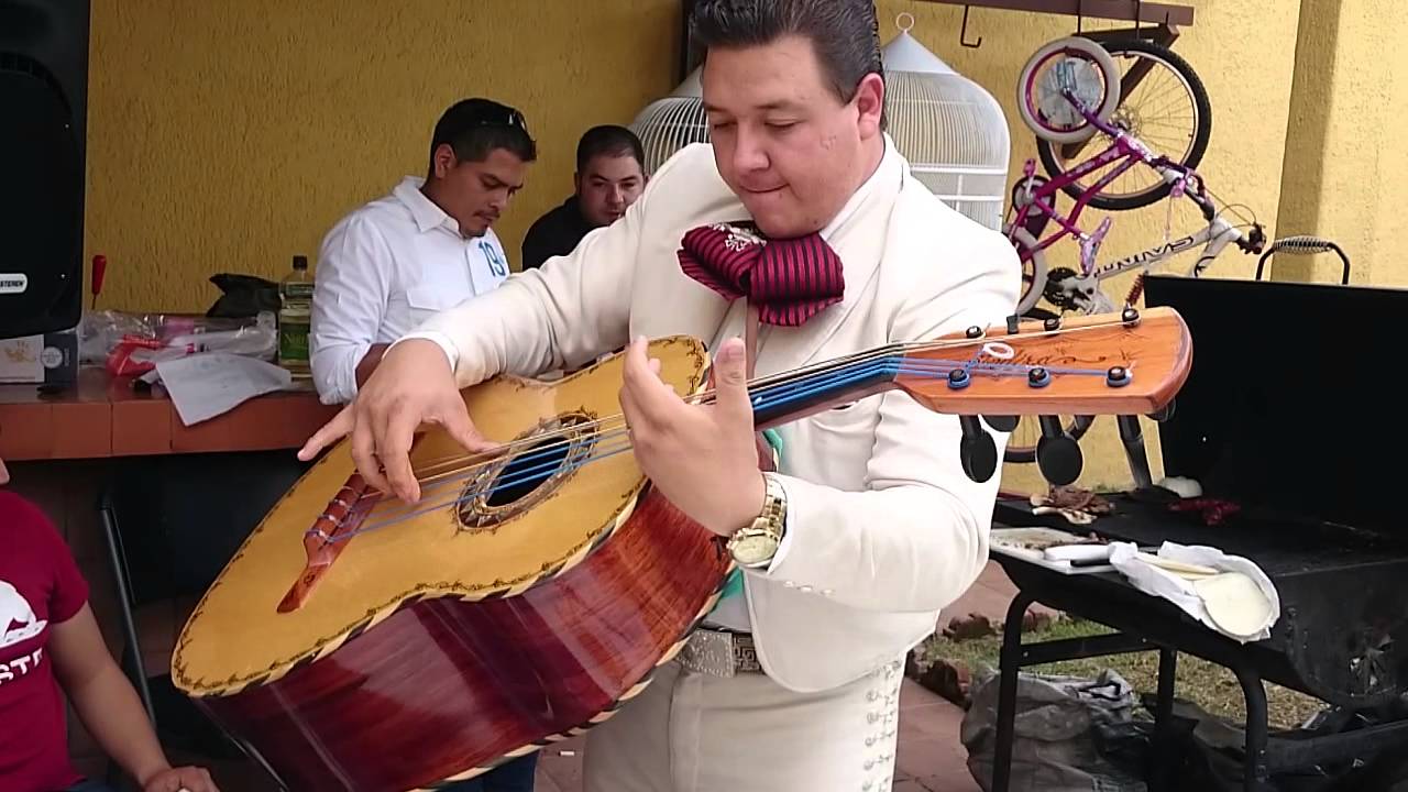El Cascabel Mariachi Real de Oro