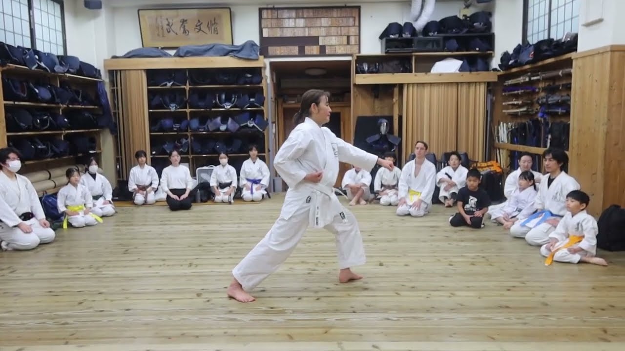 空手道８級橙帯に合格！ Passed the 8th kyu (orange belt) in karate!