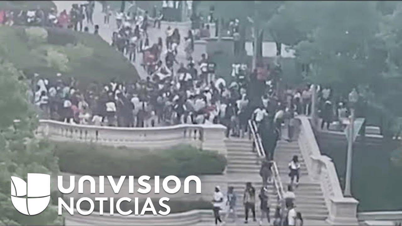 Un muerto, dos policías heridos y varios arrestos, saldo de disturbios en Millennium Park en Chicago