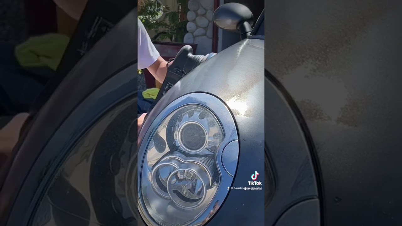 Paint Correction and Polishing a 2006 Mini Cooper S!!😍😍