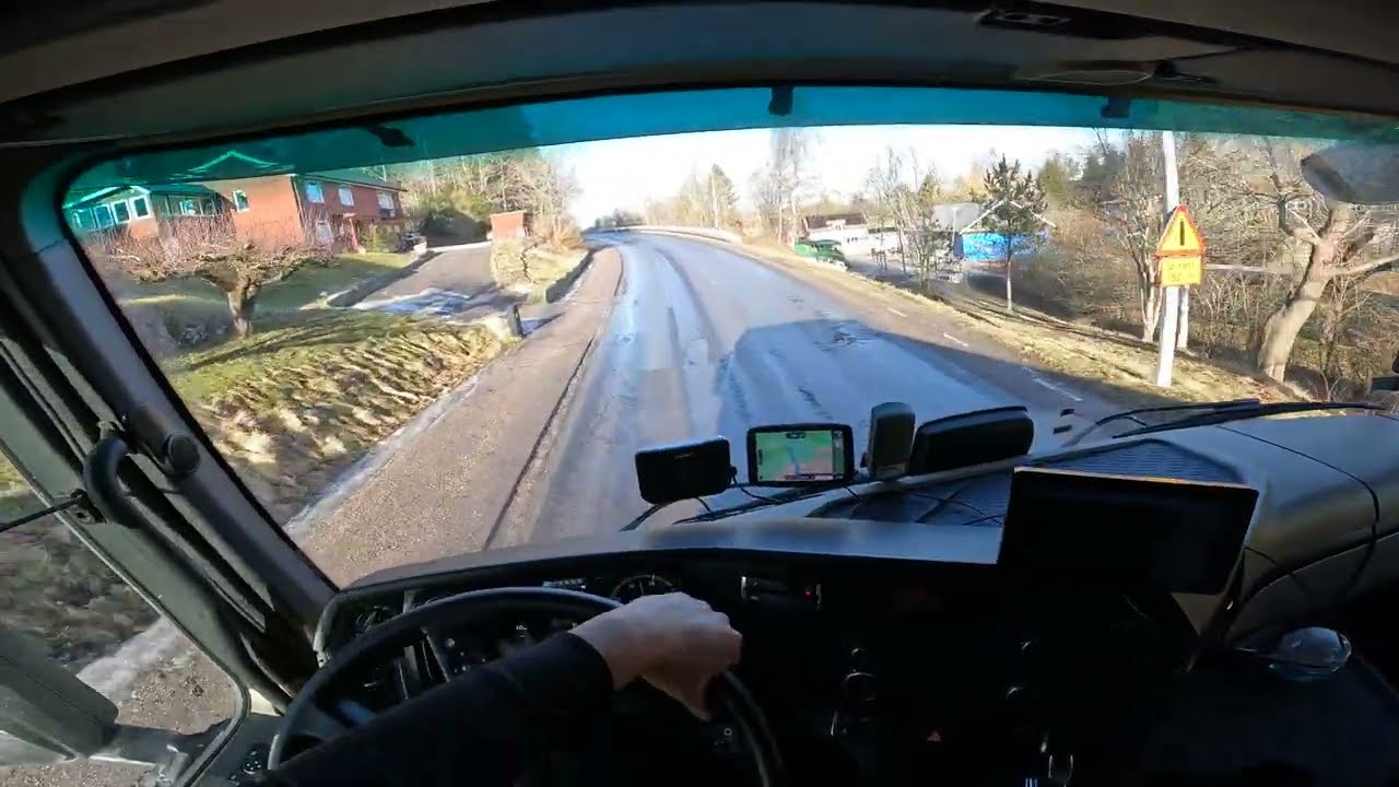 Sweden 🇸🇪 POV Truck Driving / Mercedes Actros  / Sverige / Village / Tystberga / 4K / GoPro