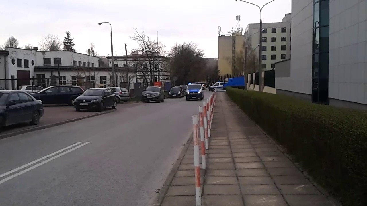 [HIT] ALARMOWO wyjazd kolumny bankowej pozdrawiam kierowcę MB Atego :D