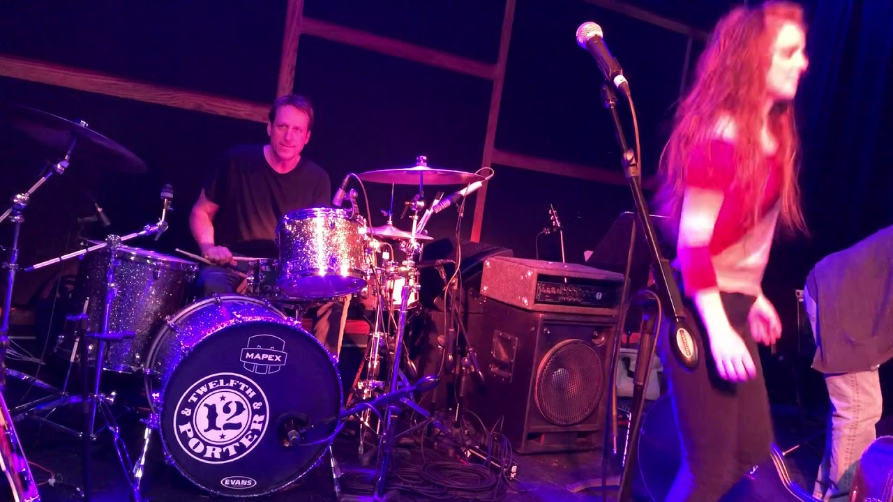 Mags McCarthy and her drummer - High Speed Tap vs Drum trade-off routine