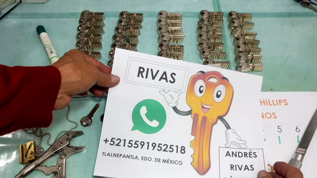 Andrés Rivas Sánchez, utilizando alturas R52 de 6 distancias para hacer llave a candado PHILLIPS