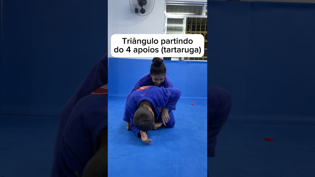 Tri&acirc;ngulo partindo do 4 apoios (tartaruga / emborcada)! E a&iacute;, maneiro n&eacute;? 😁👍🏼🥋