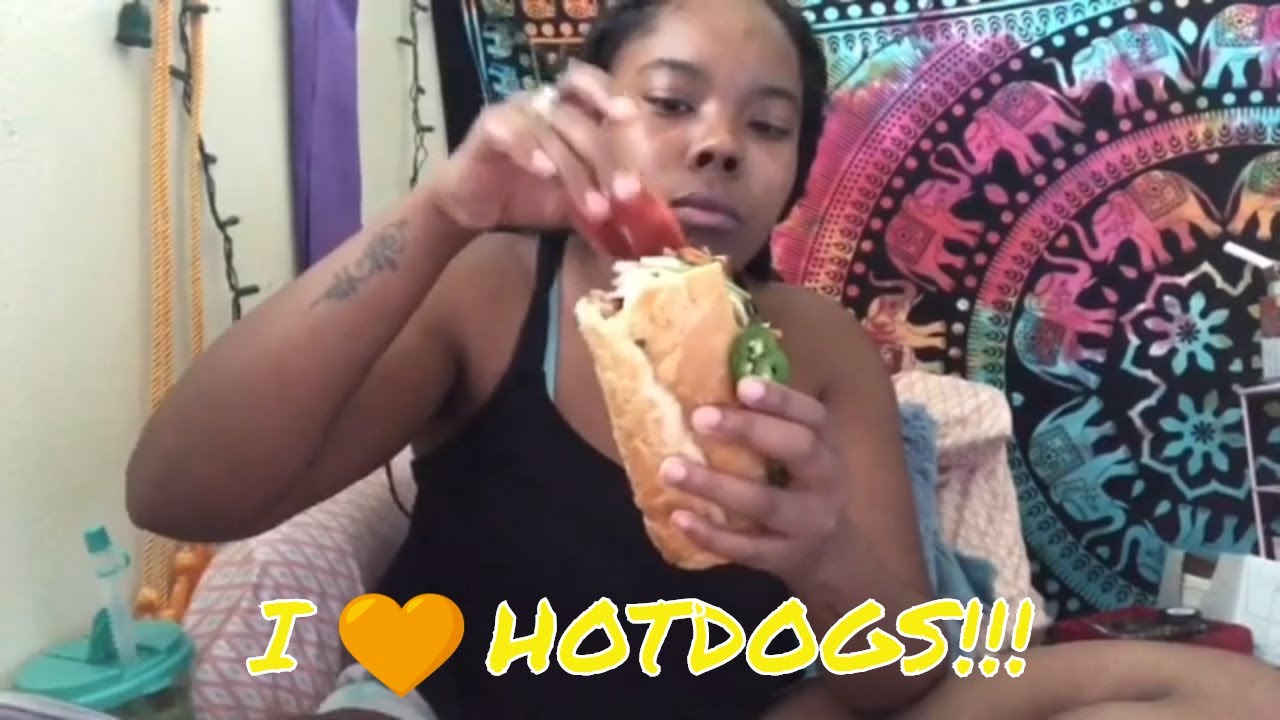 Eating Good With ♡GOODIE♡ // Rocket Dog Gourmet Brats