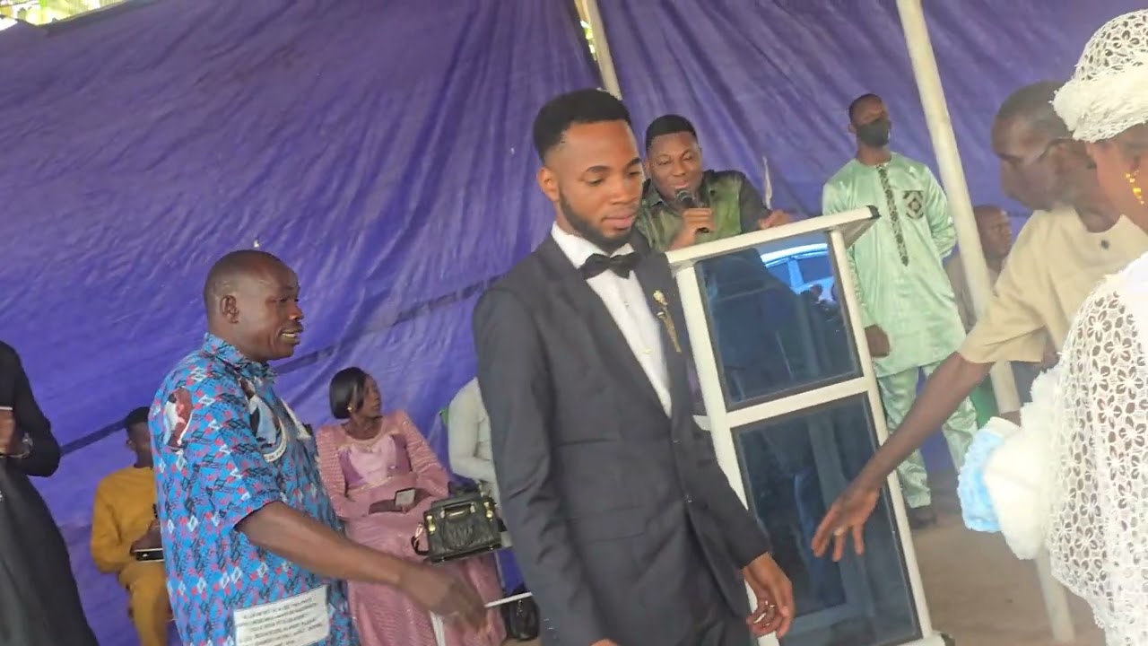 PASTEUR Bishop Panga DEMBELE Bapteme Modibo DABO fils de Sekou DABO