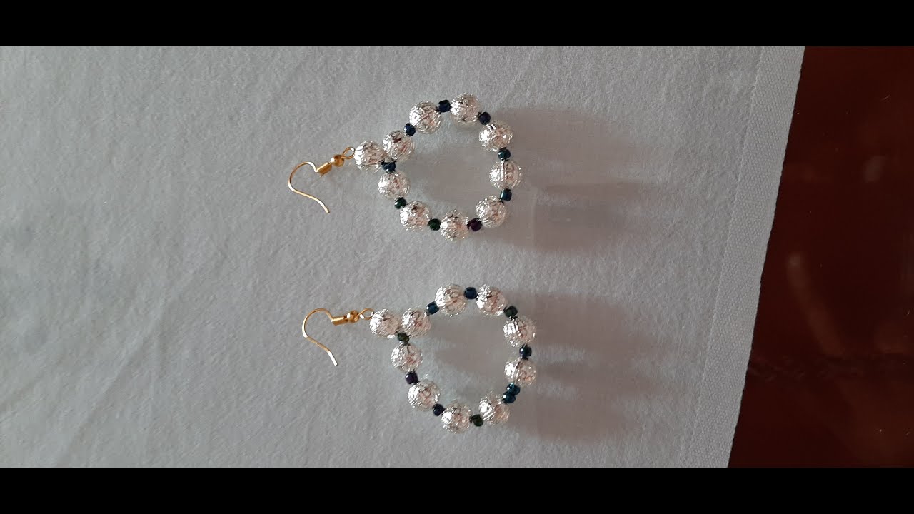 CÓMO HACER ARETES / PENDIENTES - Circulo con perlas metálicas