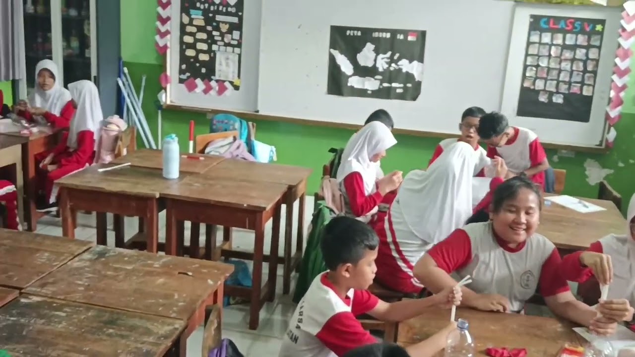 JS 1 award kategori Guru Terbaik SDN Jagakarsa 14