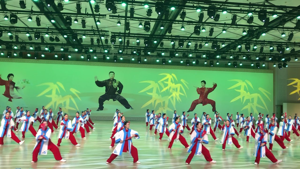 比广场舞气势更大的太极扇Chen Style  Forty-six Style Yunshui  Fan Collective Show