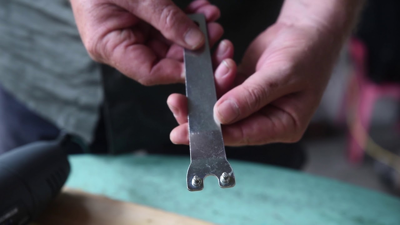 Angle grinder assembly