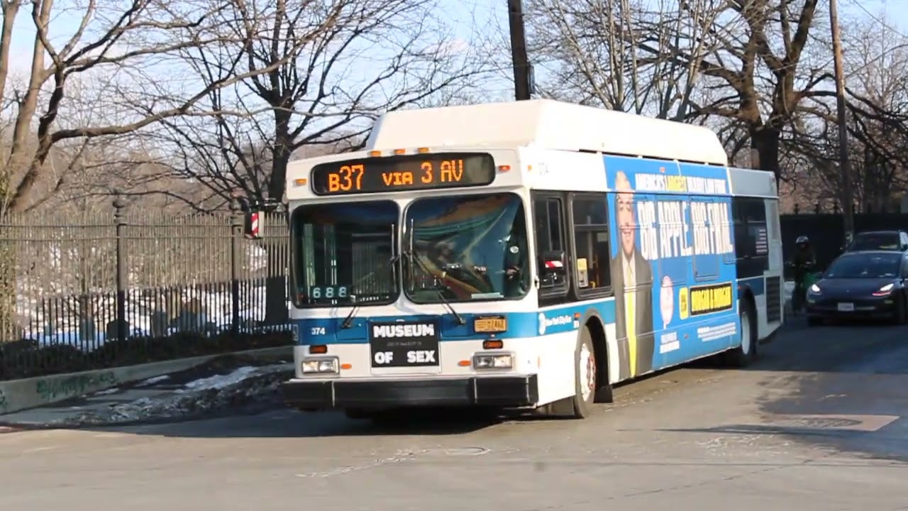 MTA NYCT: 2012 NFI C40LF CNG #374 
