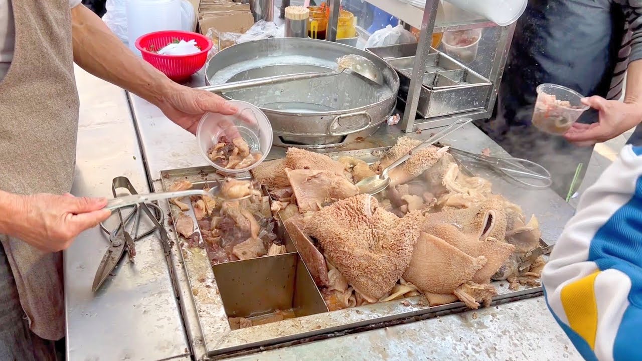 剪、剪、剪 「牛雜」#新鮮牛雜粥 大人小朋友都鐘意食 #紅街市#澳門牛雜 #澳門紅街市Cut, cut, cut 