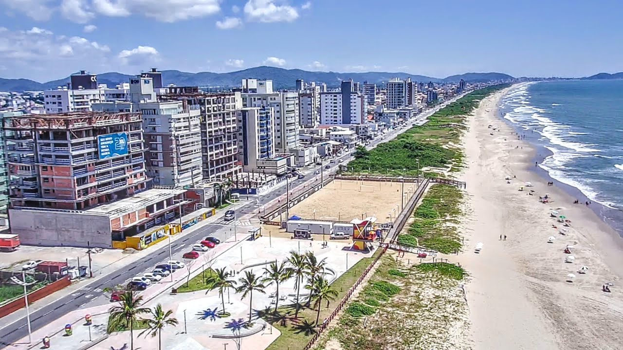 Centro Navegantes SC..Nova Praça Central nesse verão 2024..Imagens espetacular