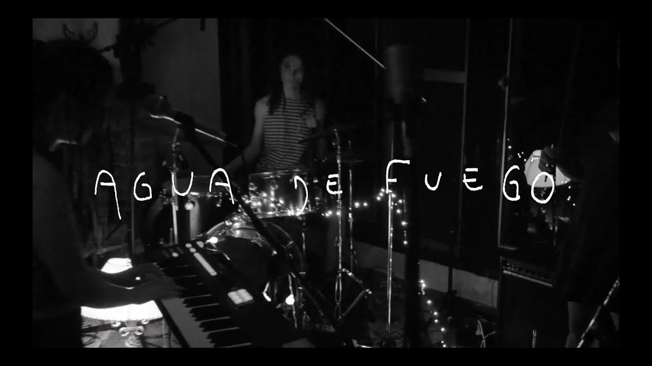 Agua de Fuego - Carividencia (sesiones Ojarasca)