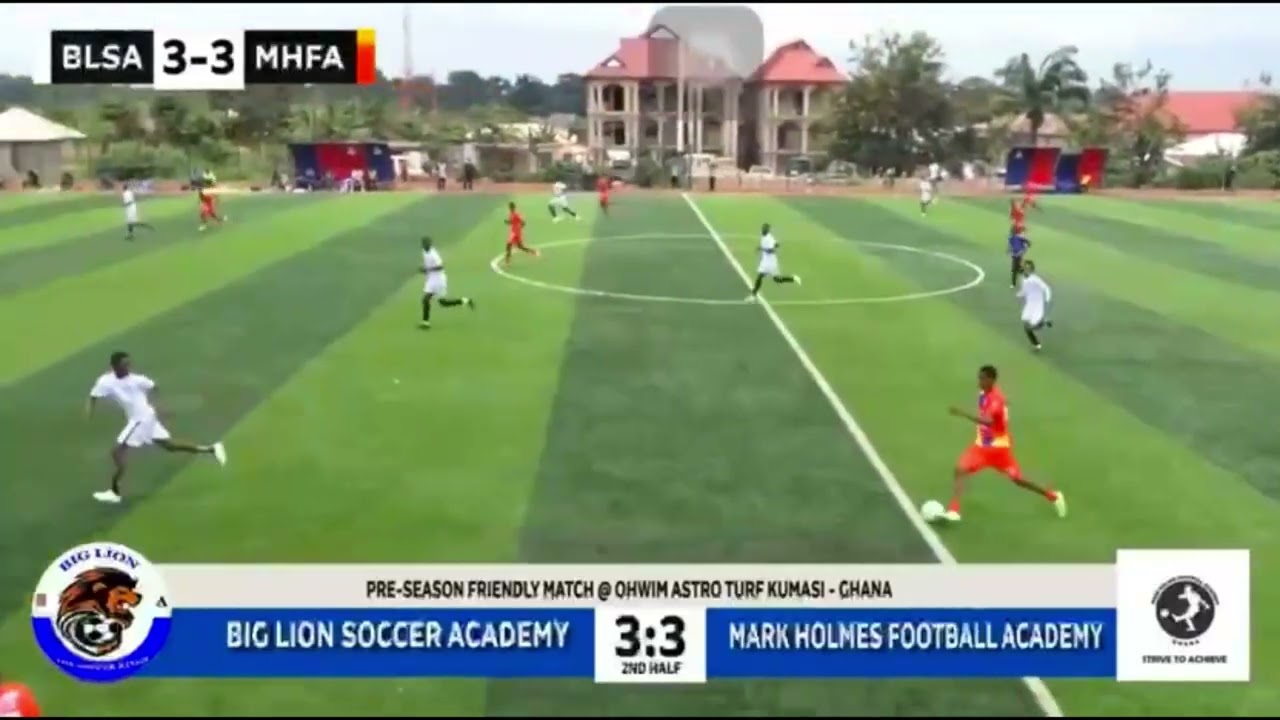 Stephen Anaafi Owusu (Master Kalaba) glimpse of his Brazilian touch ( Kumasi Holy Boys FC) 